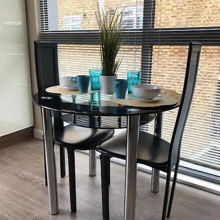 Studio Apartment Opposite Shoreditch Park Londra Esterno foto