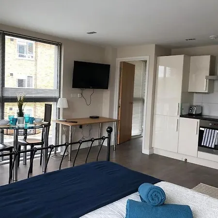 Studio Apartment Opposite Shoreditch Park Londra Esterno foto